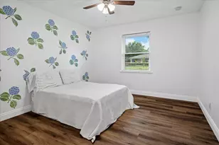 8426 Baumgarten Dr, Dallas, TX 75228 - Photo 29