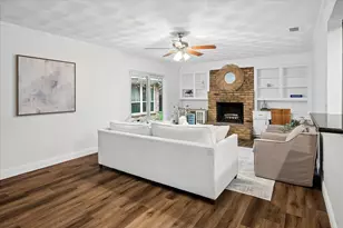 8426 Baumgarten Dr, Dallas, TX 75228 - Photo 7