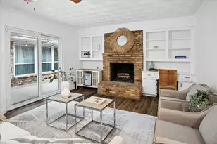 8426 Baumgarten Dr, Dallas, TX 75228 - Photo 5