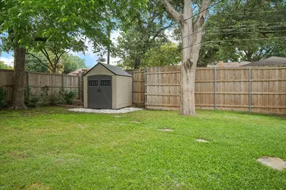 8426 Baumgarten Drive, Dallas, TX 75228 - Photo 35