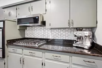 8426 Baumgarten Drive, Dallas, TX 75228 - Photo 15