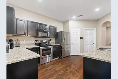 14520 Eaglemont Drive, Little Elm, TX 75068 - Photo 13