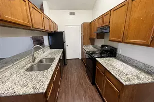 1754 Carrington Dr, Glenn Heights, TX 75154 - Photo 9