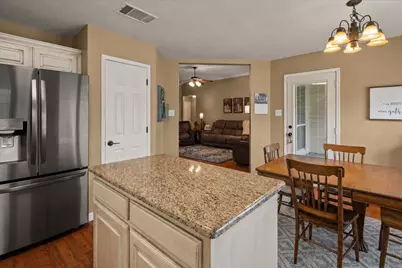 604 W Sheila Circle, Joshua, TX 76058 - Photo 7