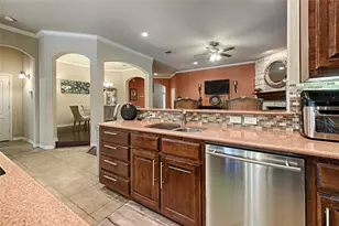 6004 Cedar Glen Ct, Grand Prairie, TX 75052 - Photo 11