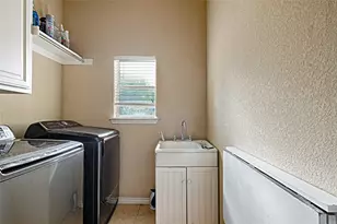 6004 Cedar Glen Ct, Grand Prairie, TX 75052 - Photo 9