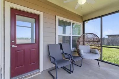 824 E Northside Drive, Pilot Point, TX 76258 - Photo 17