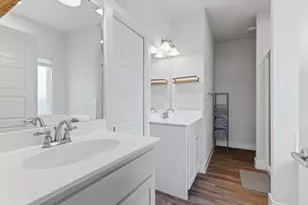 824 E Northside Dr, Pilot Point, TX 76258 - Photo 11
