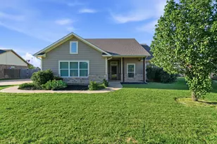824 E Northside Dr, Pilot Point, TX 76258 - Photo 1