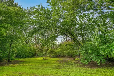 6916 Hovenkamp Avenue, Richland Hills, TX 76118 - Photo 3