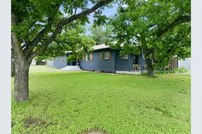 9338 5th Street, Crawford, TX 76638 - Photo 11