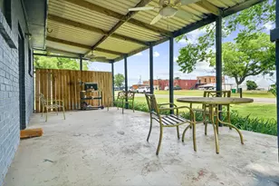 9338 5th St, Crawford, TX 76638 - Photo 21