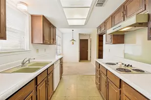 3618 Pomeroy Dr, Dallas, TX 75233 - Photo 15