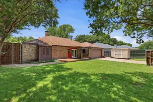 1617 Cherbourg Dr, Plano, TX 75075 - Photo 29