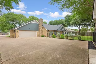 9519 Oak Springs Dr, Woodway, TX 76712 - Photo 39