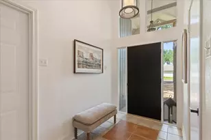 9519 Oak Springs Dr, Woodway, TX 76712 - Photo 3