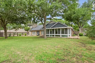 9519 Oak Springs Dr, Woodway, TX 76712 - Photo 35
