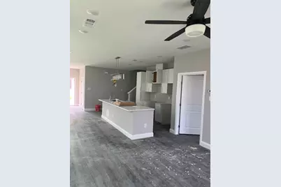 825 Premier Parkway, Grand Prairie, TX 75051 - Photo 5