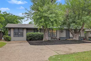 3644 W Seminary Dr, Fort Worth, TX 76109 - Photo 3