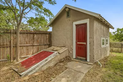 307 N Oak Lane, Tolar, TX 76476 - Photo 25