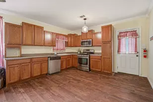 307 N Oak Ln, Tolar, TX 76476 - Photo 11