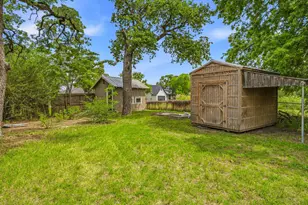 307 N Oak Ln, Tolar, TX 76476 - Photo 21