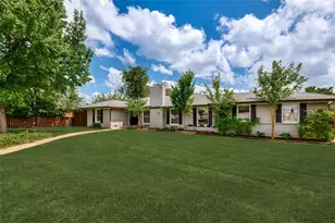 4006 Walnut Hill Ln, Dallas, TX 75229 - Photo 7