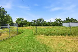 1001 El Rancho Rio, Bridgeport, TX 76426 - Photo 35