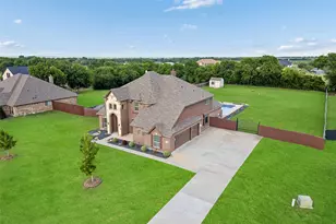1310 Billingsley Dr, Waxahachie, TX 75167 - Photo 37