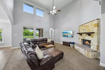 1310 Billingsley Drive, Waxahachie, TX 75167 - Photo 7