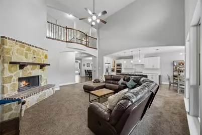 1310 Billingsley Drive, Waxahachie, TX 75167 - Photo 9