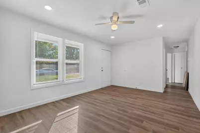 541 NW King Street, Burleson, TX 76028 - Photo 9