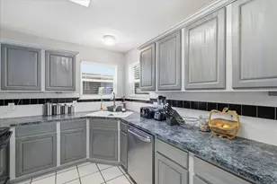 3133 Watercress Cir, Arlington, TX 76012 - Photo 9