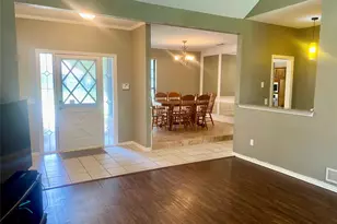 4123 Lawngate Dr, Dallas, TX 75287 - Photo 9