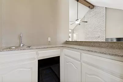 4123 Lawngate Drive, Dallas, TX 75287 - Photo 5