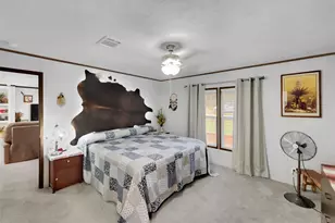 3909 Valley Ridge Dr, Granbury, TX 76048 - Photo 11