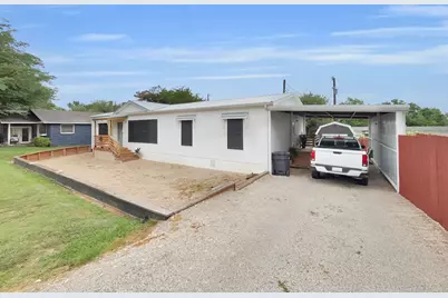 3909 Valley Ridge Drive, Granbury, TX 76048 - Photo 3