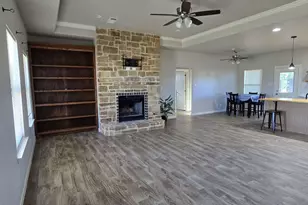 3250 Springfield Rd, Springtown, TX 76082 - Photo 9