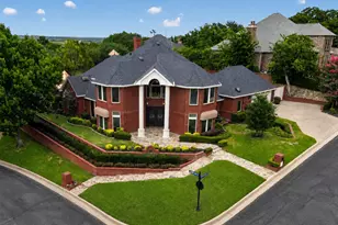 5811 Scenic Bay Ct, Arlington, TX 76013 - Photo 3