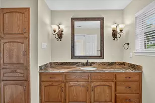 5811 Scenic Bay Ct, Arlington, TX 76013 - Photo 11