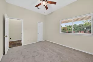 5811 Scenic Bay Ct, Arlington, TX 76013 - Photo 17