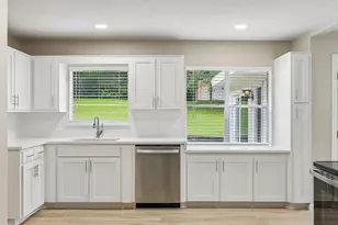 636 Kessler Blvd, Sherman, TX 75092 - Photo 9