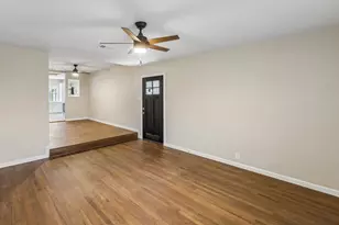 636 Kessler Blvd, Sherman, TX 75092 - Photo 3