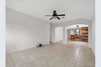 802 Platinum Drive, Princeton, TX 75407 - Photo 11
