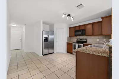802 Platinum Drive, Princeton, TX 75407 - Photo 7