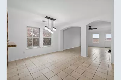 802 Platinum Drive, Princeton, TX 75407 - Photo 9