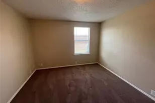 1611 Columbia Dr, Glenn Heights, TX 75154 - Photo 9