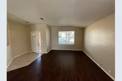 1611 Columbia Drive, Glenn Heights, TX 75154 - Photo 7