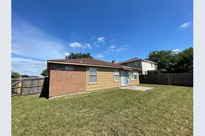 1611 Columbia Drive, Glenn Heights, TX 75154 - Photo 5