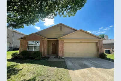1611 Columbia Drive, Glenn Heights, TX 75154 - Photo 3
